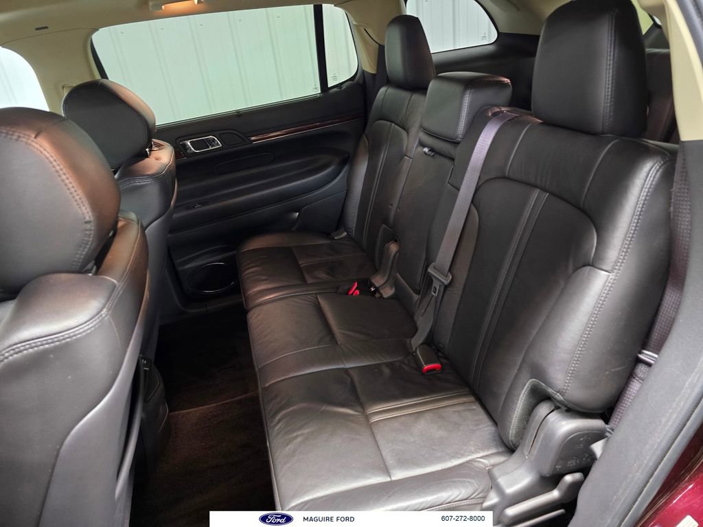 Used 2017 Lincoln MKT AWD image 22