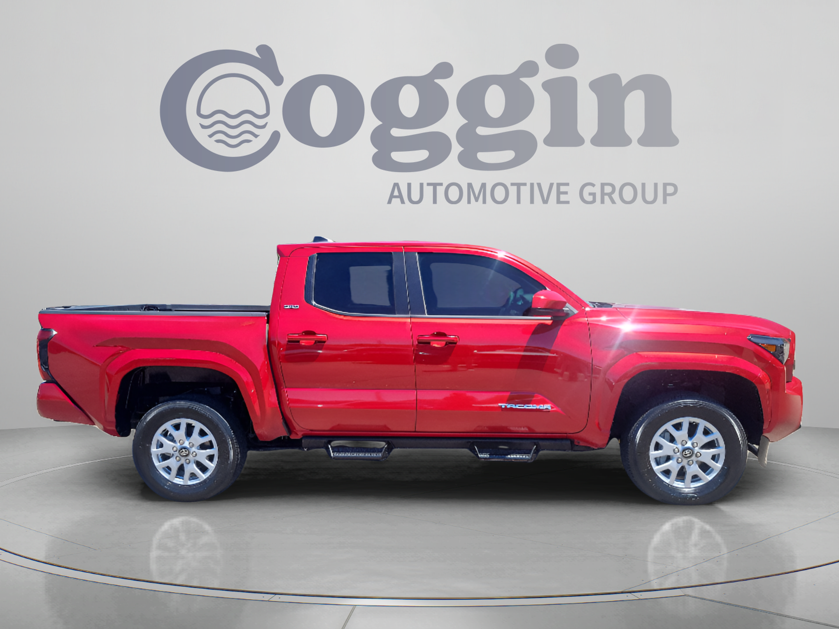 Used 2024 Toyota Tacoma SR5 AWD/4WD image 6