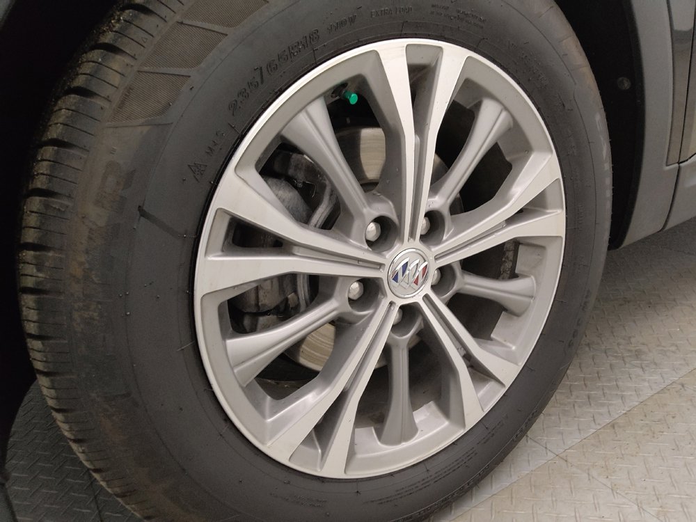 Used 2023 Buick Envision Preferred image 31