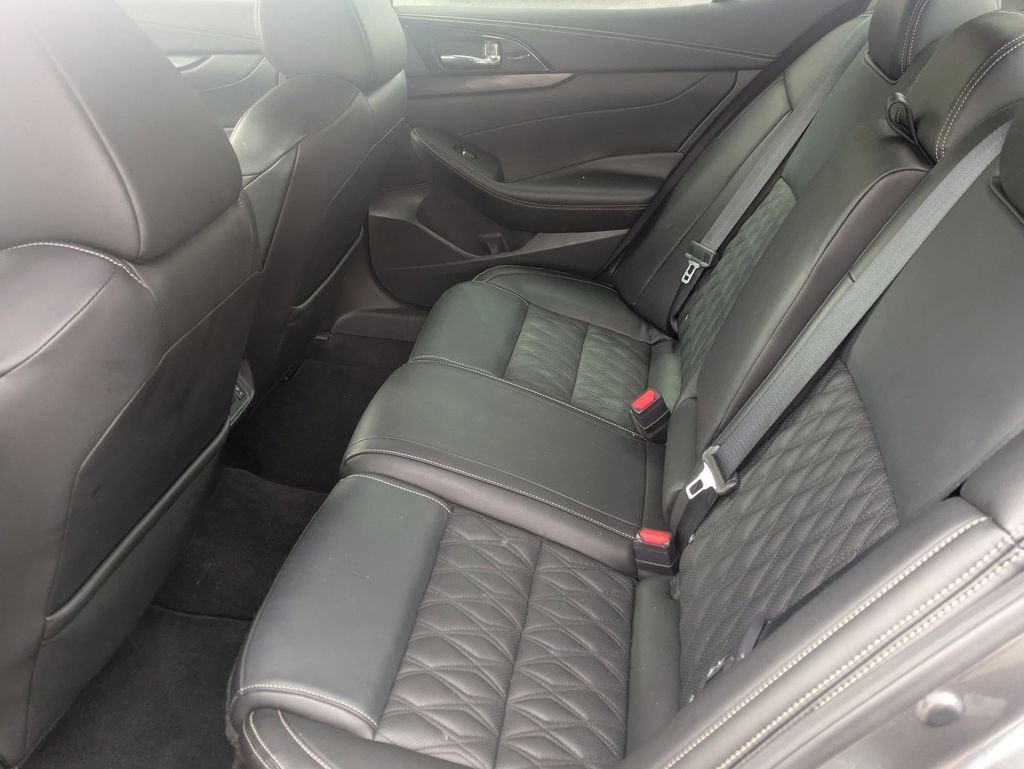 Used 2023 Nissan Maxima Platinum w/ Sport Mat Group FWD image 22