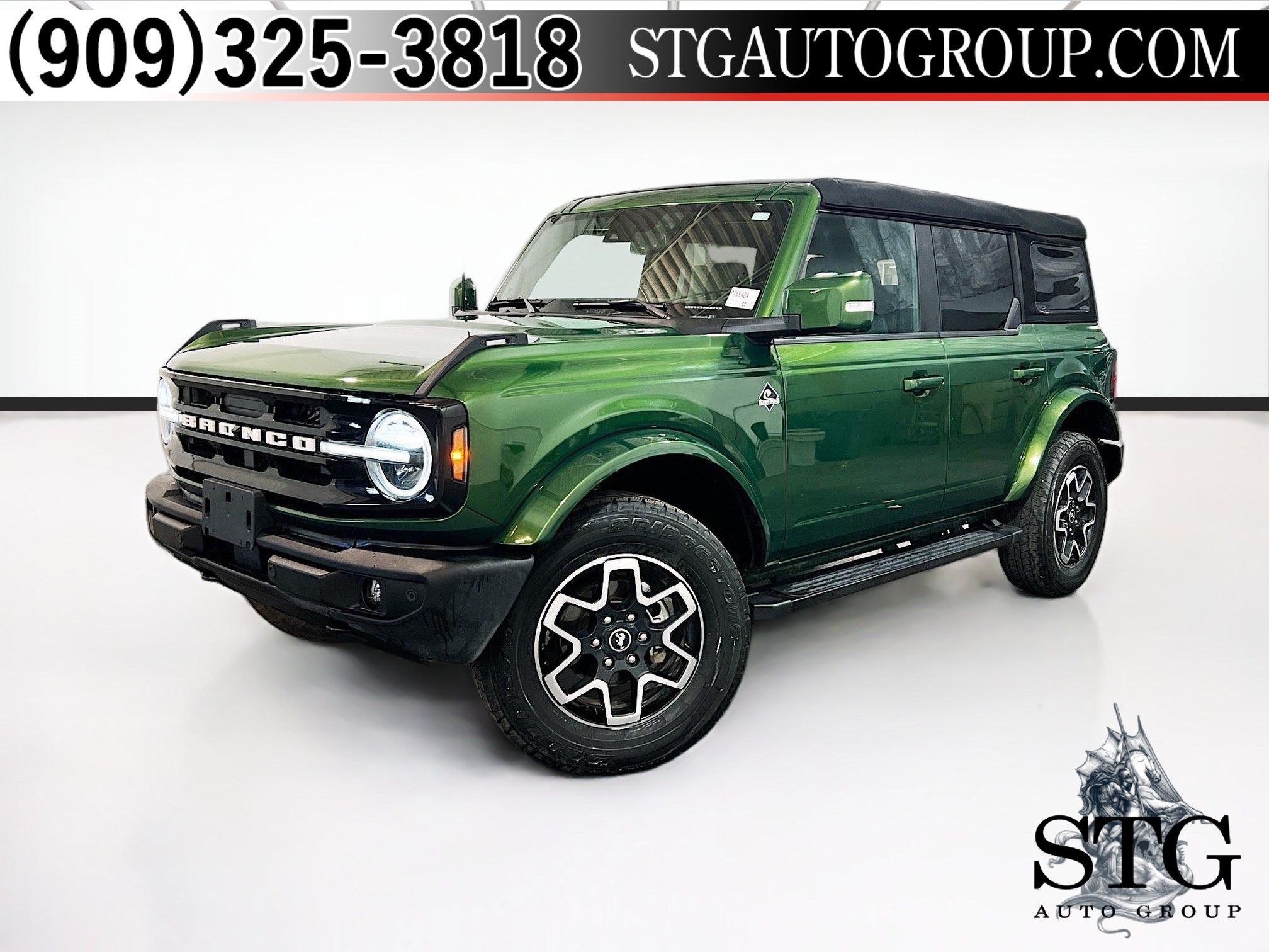 Used 2024 Ford Bronco Outer Banks AWD/4WD image 1