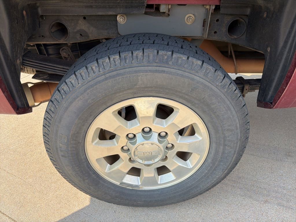 Used 2014 GMC Sierra 2500 Denali AWD/4WD image 9
