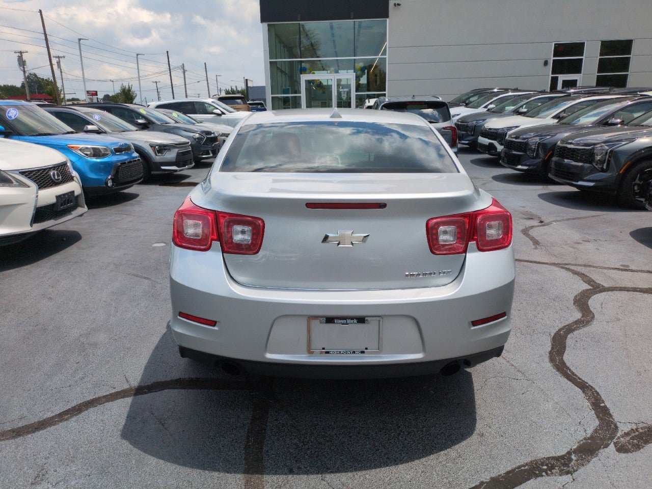 Used 2013 Chevrolet Malibu LTZ FWD image 3