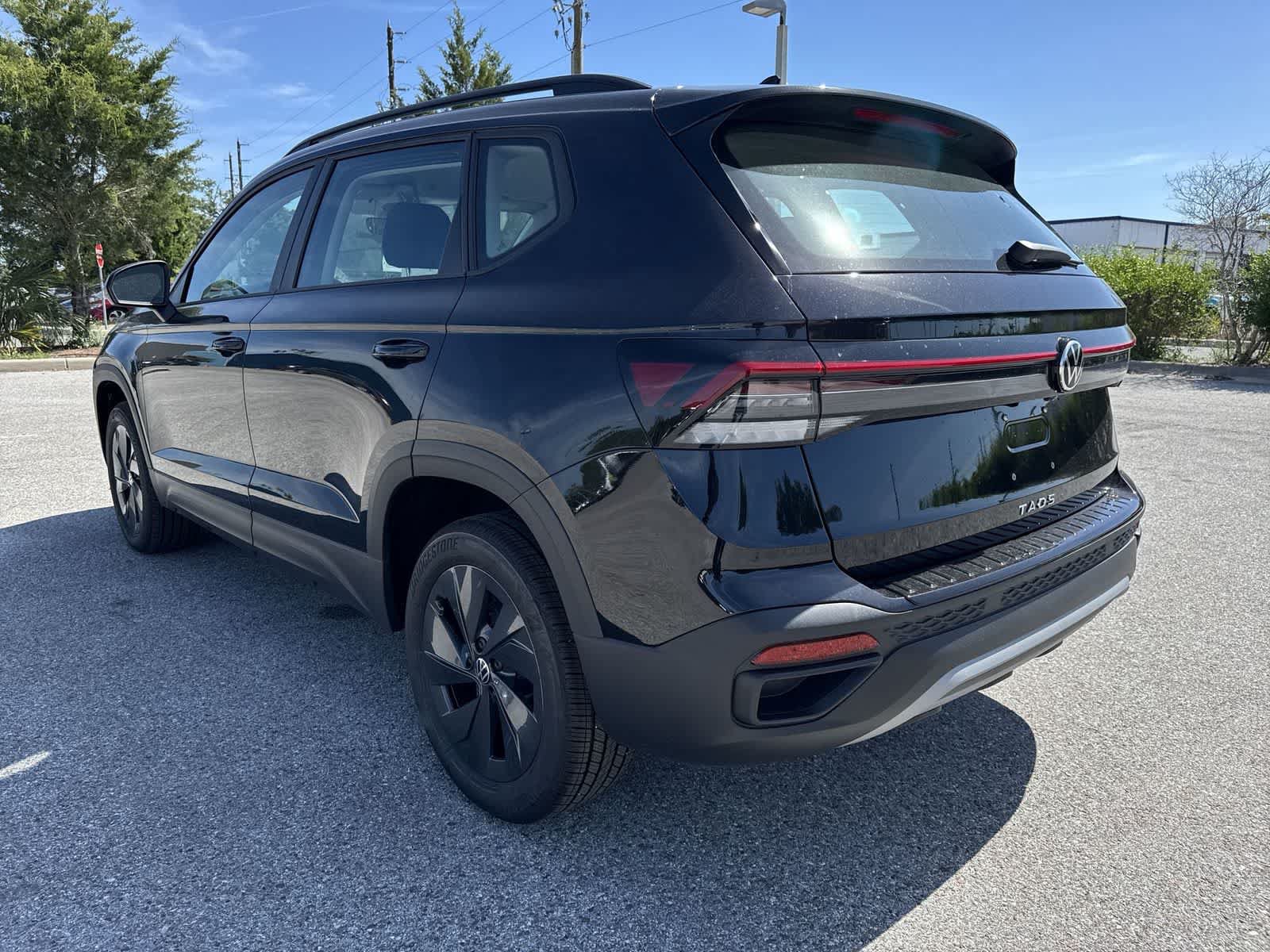 Used 2026 Volkswagen Taos S FWD image 12