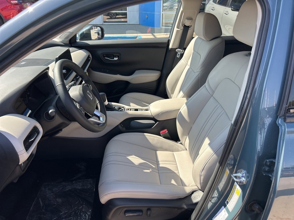 New 2026 Honda HR-V EX-L image 14