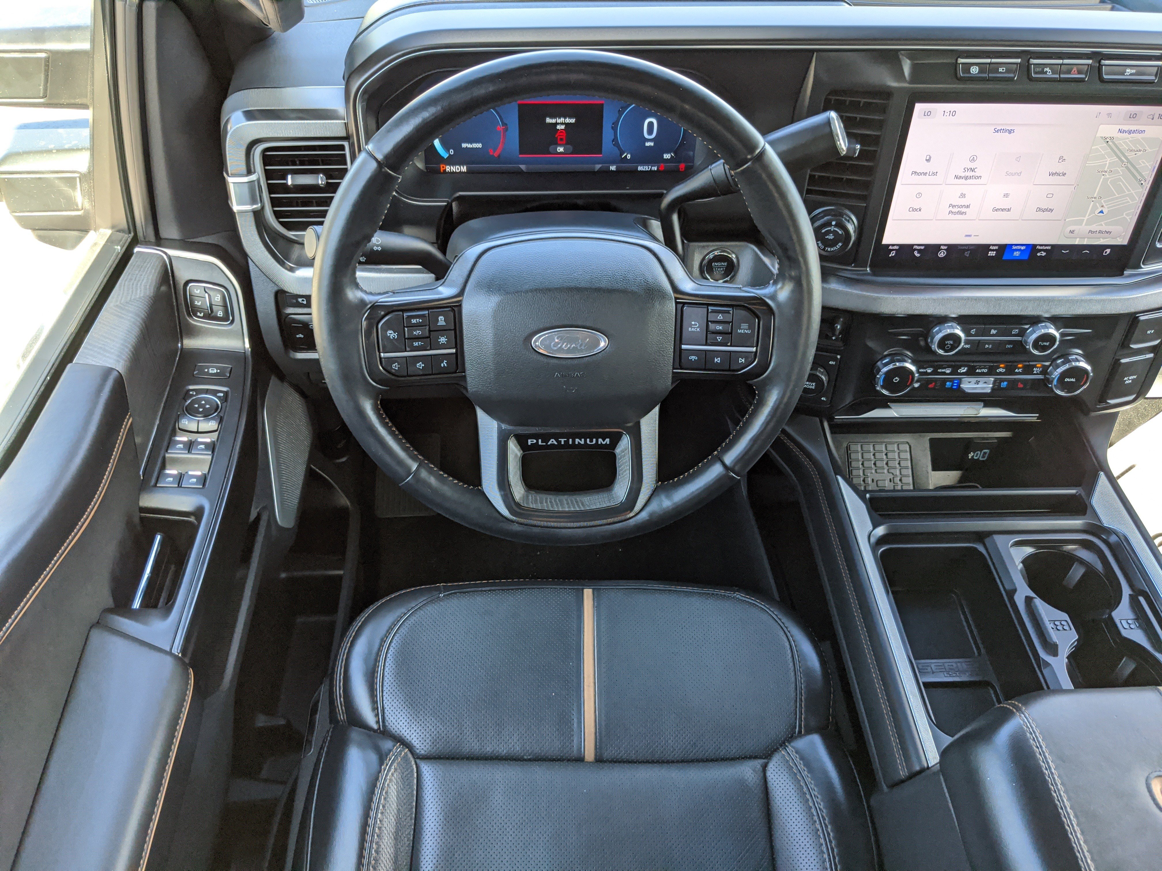 Used 2024 Ford F250 Platinum image 16