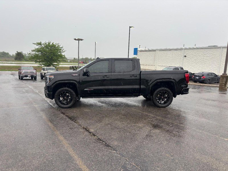 Used 2023 GMC Sierra 1500 AT4X AWD/4WD image 2