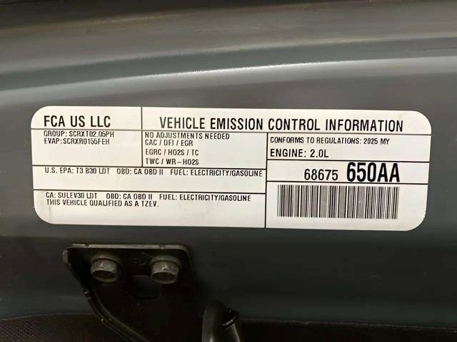 Used 2025 Jeep Wrangler Unlimited Sahara w/ Safety Group AWD/4WD image 14