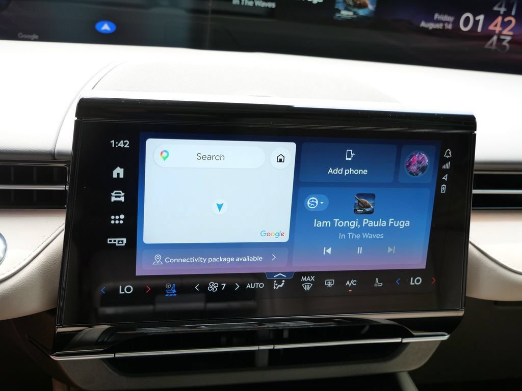 Used 2024 Lincoln Nautilus Reserve w/ Equipment Group 203A AWD/4WD image 22