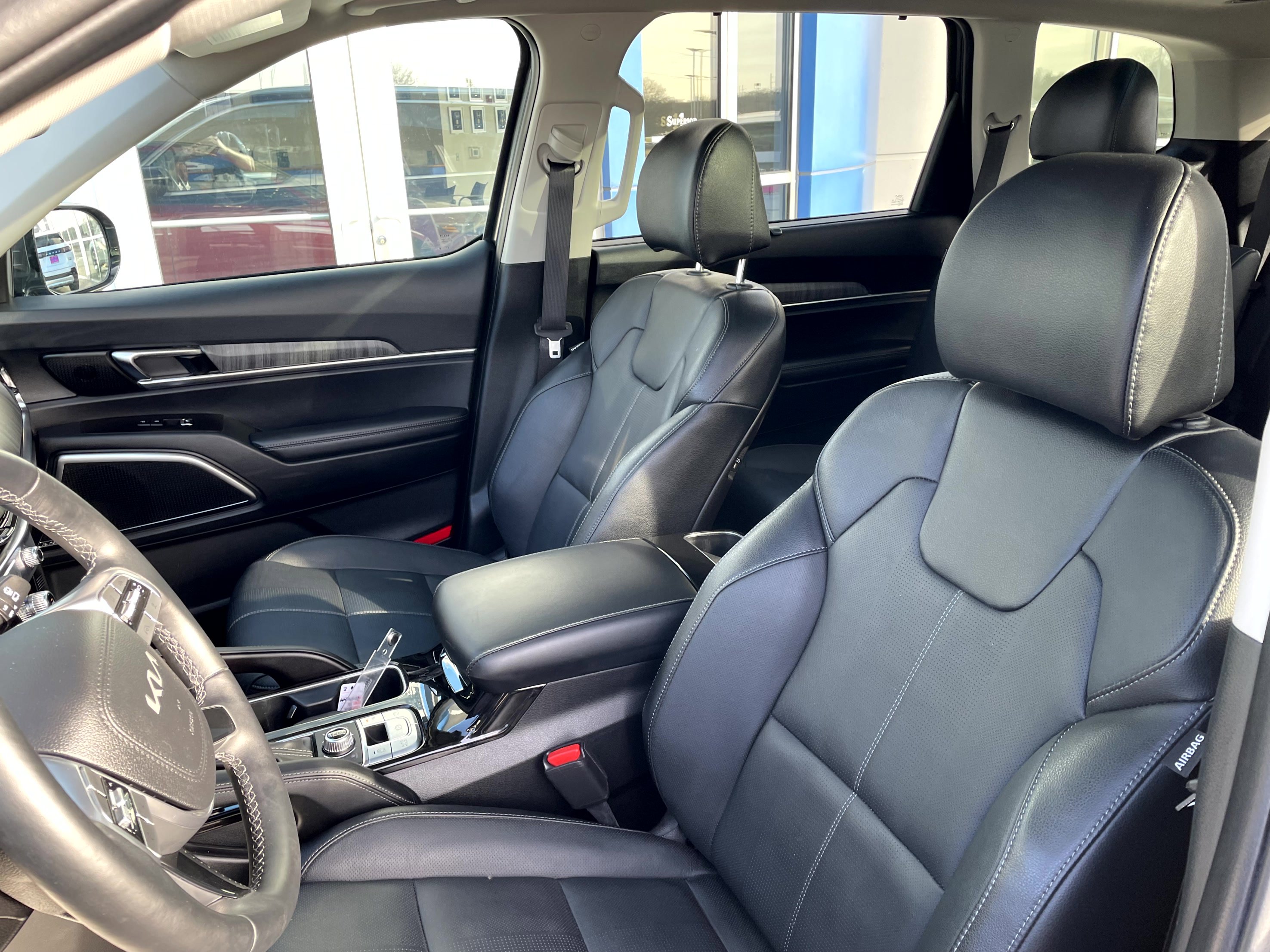 Used 2024 Kia Telluride SX AWD/4WD image 13