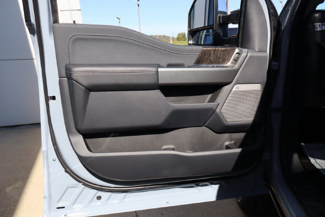 New 2027 Ford F350 Lariat w/ Lariat Ultimate Package AWD/4WD image 18
