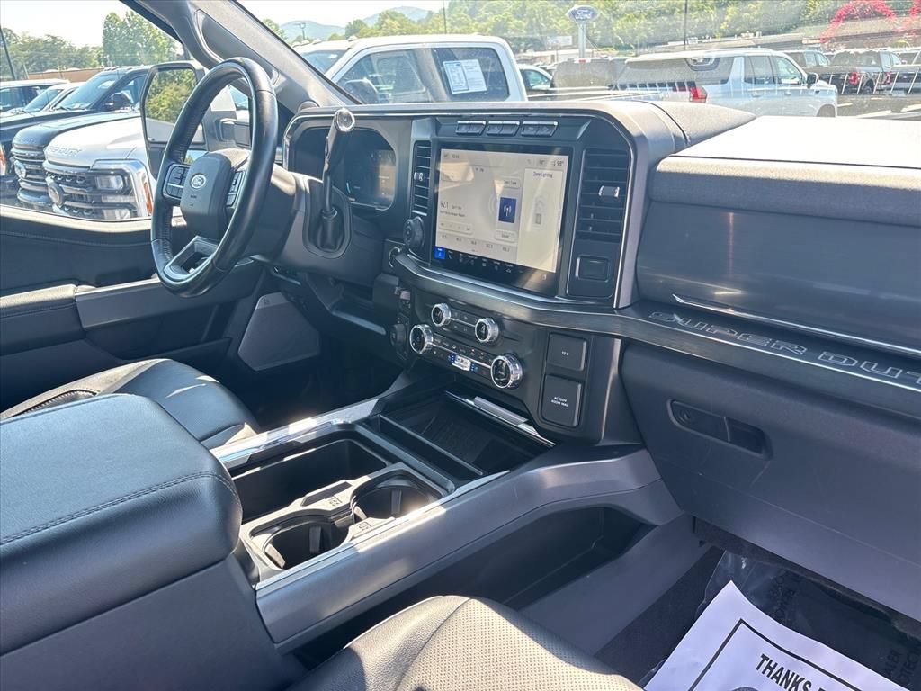 Used 2023 Ford F450 Lariat w/ Lariat Ultimate Package AWD/4WD image 13