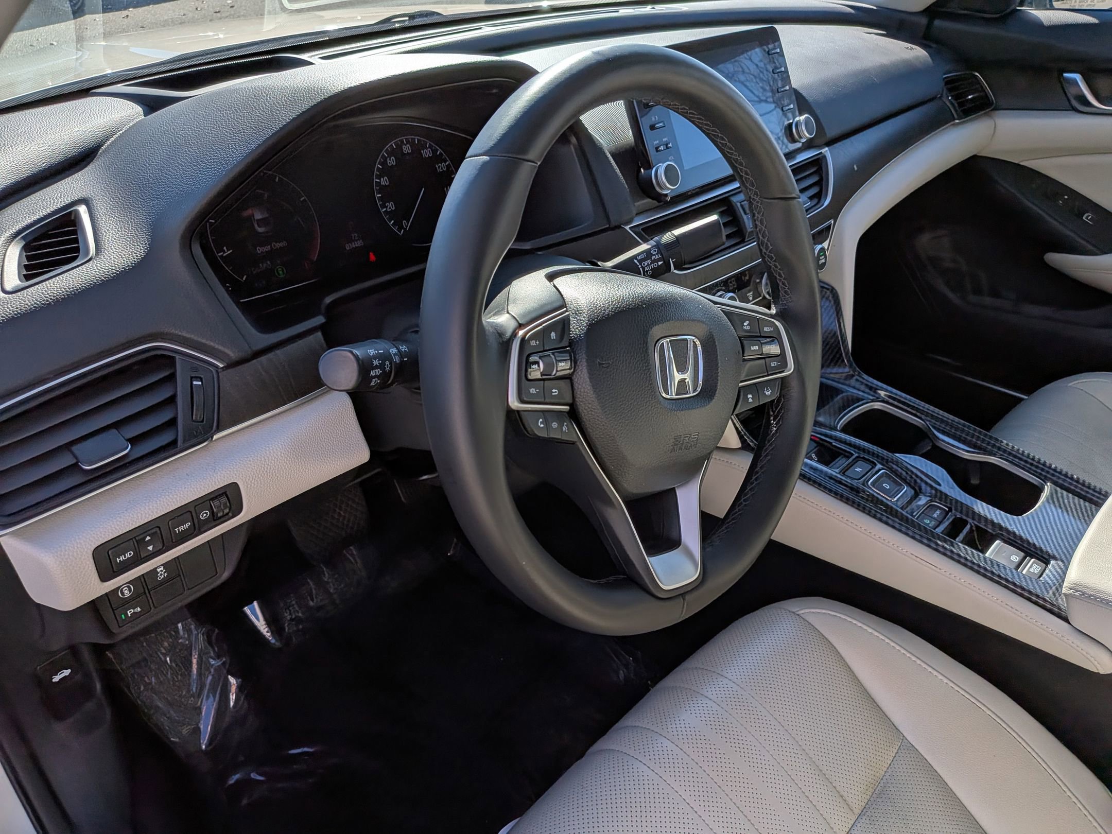 Used 2020 Honda Accord Touring image 15