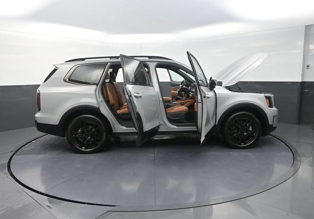 Used 2025 Kia Telluride EX X-Line AWD/4WD image 38