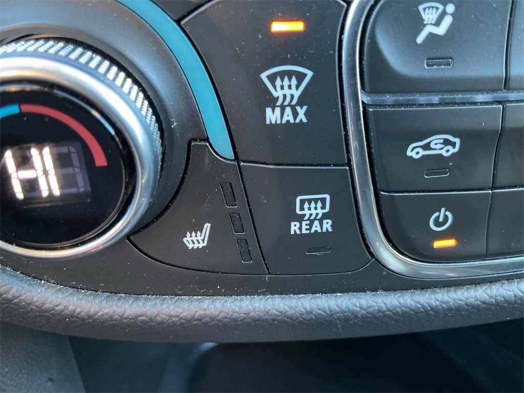 Used 2024 Chevrolet Equinox LT image 22