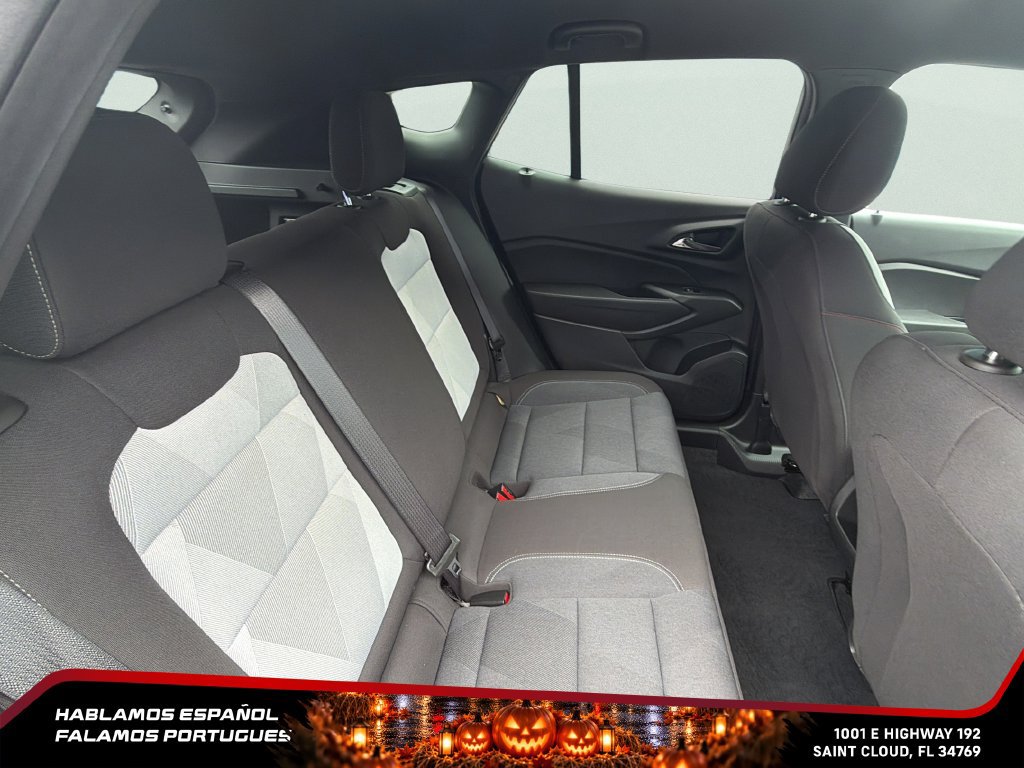 Used 2024 Chevrolet Trax RS w/ Driver Confidence Package FWD image 28
