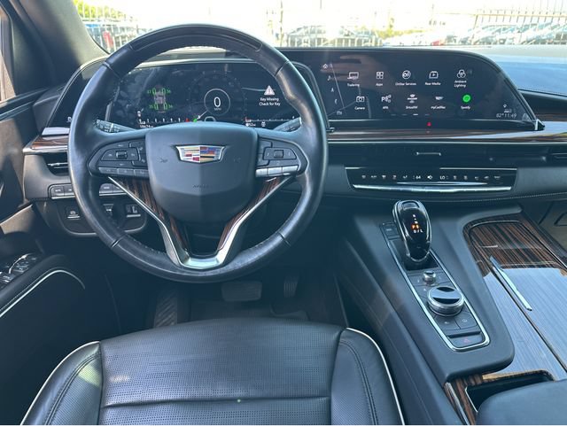 Certified 2024 Cadillac Escalade Premium Luxury w/ Performance Package AWD/4WD image 24