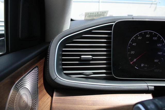 Used 2024 Mercedes-Benz GLS 450 4MATIC image 8