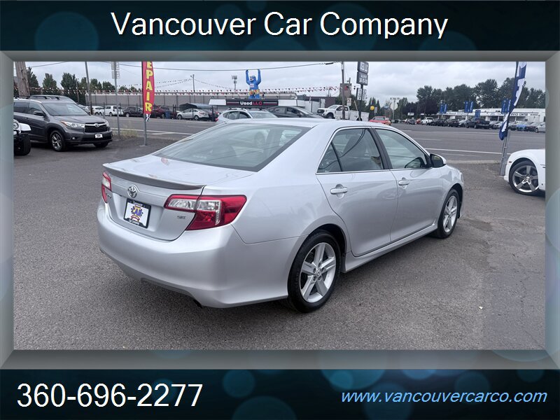 Used 2014 Toyota Camry SE FWD image 6