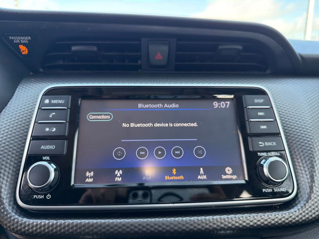 Used 2019 Nissan Kicks S w/ Exterior Electronics Package FWD image 30