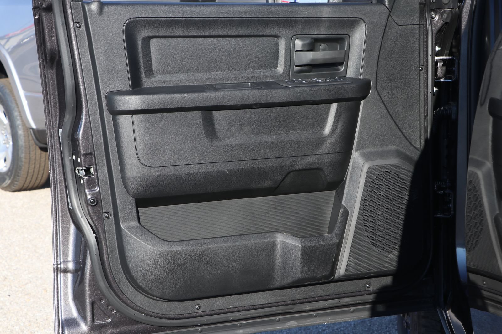 New 2026 RAM 2500 Tradesman AWD/4WD image 10