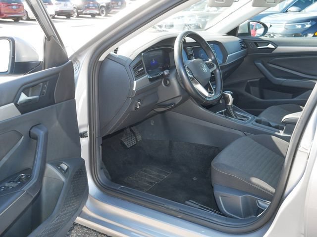 Certified 2024 Volkswagen Jetta S FWD image 11