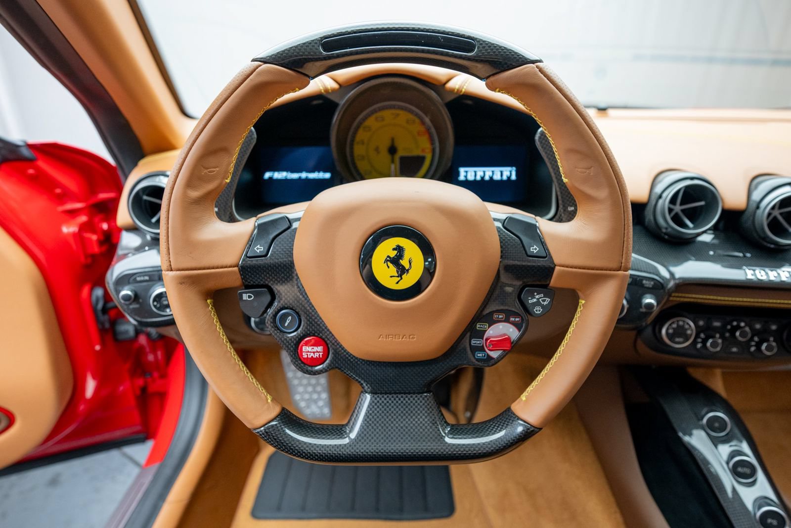 Used 2016 Ferrari F12 Berlinetta RWD image 15
