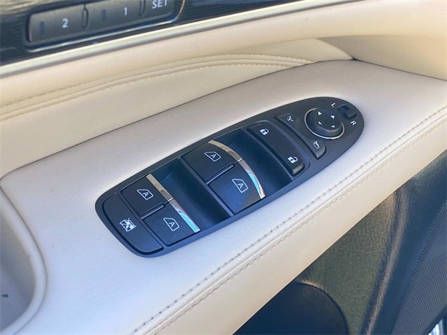 Used 2019 INFINITI QX60 Luxe w/ Essential Package image 14