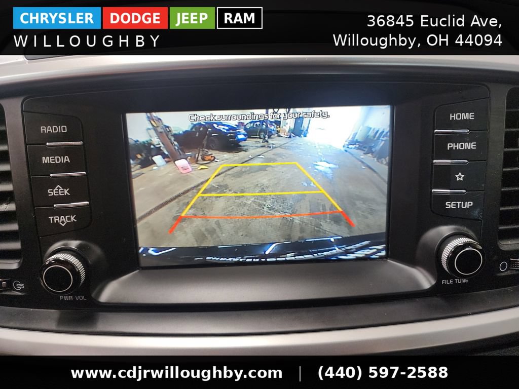 Used 2020 Kia Sorento LX FWD image 21