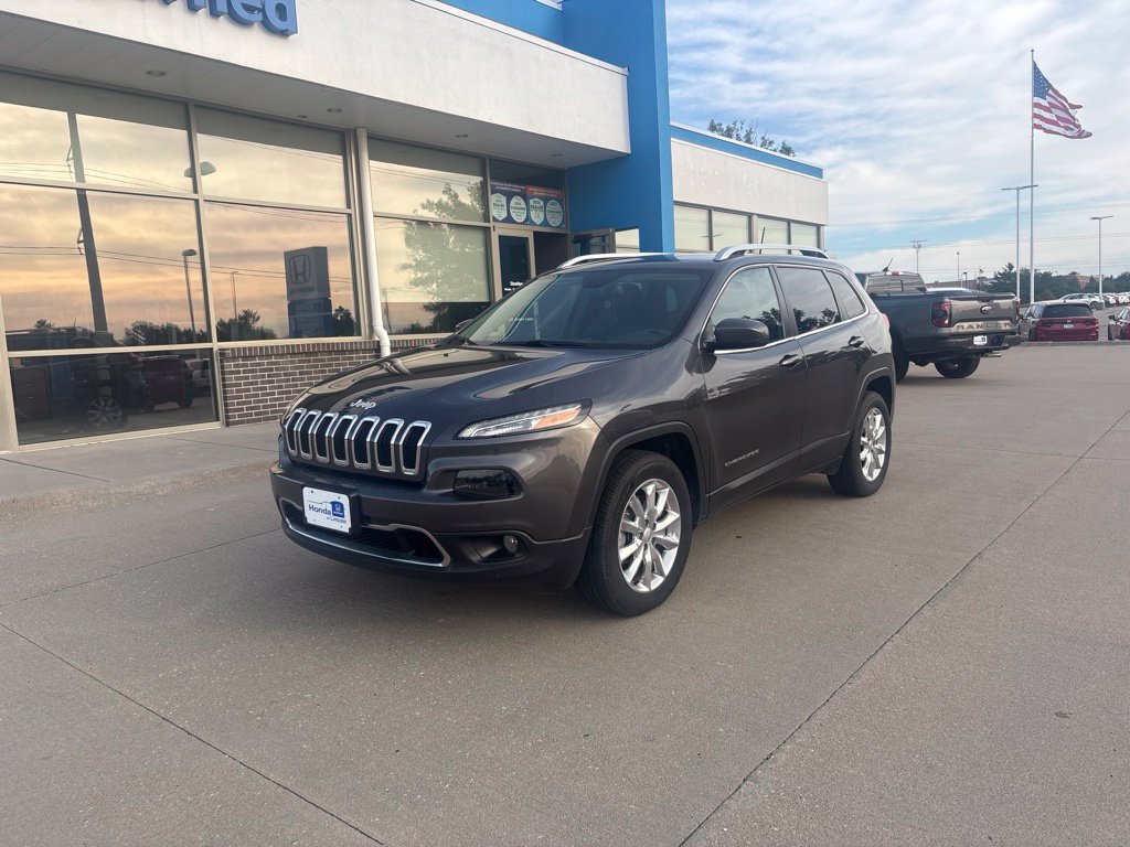 Used 2017 Jeep Cherokee Limited