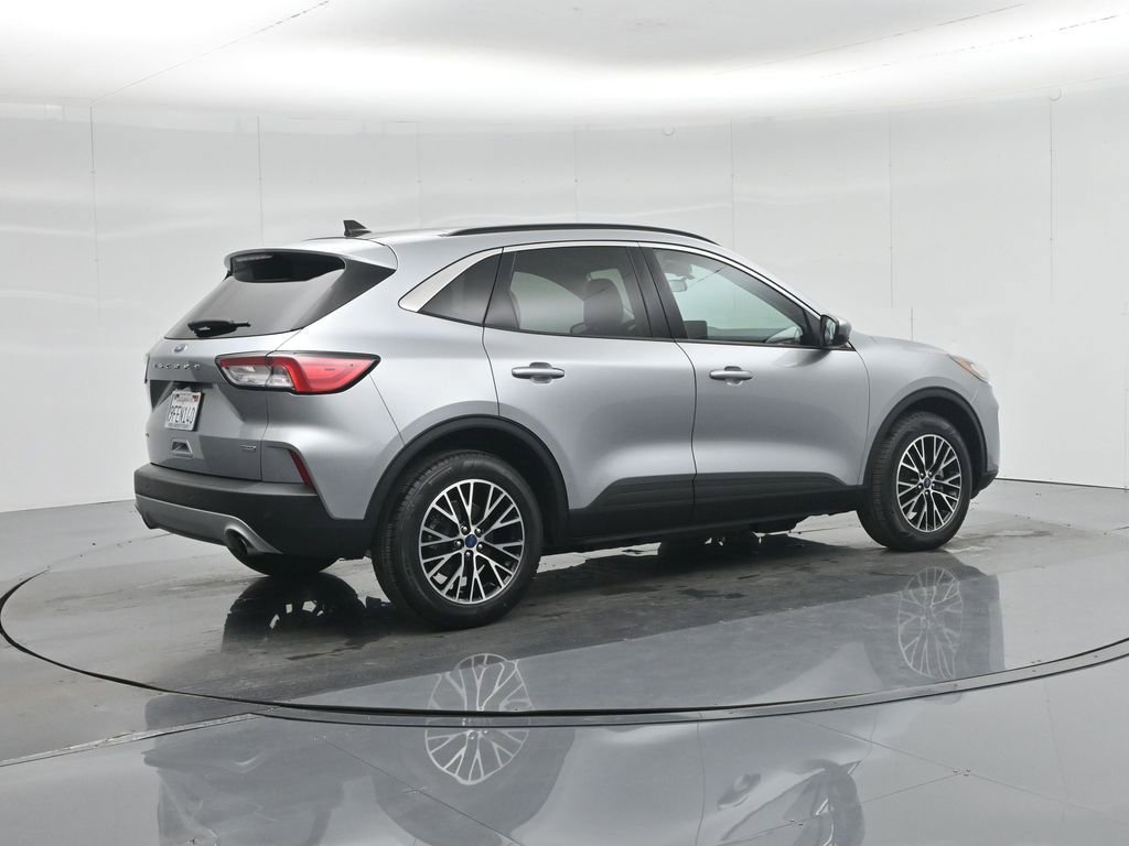 Certified 2022 Ford Escape SEL image 29