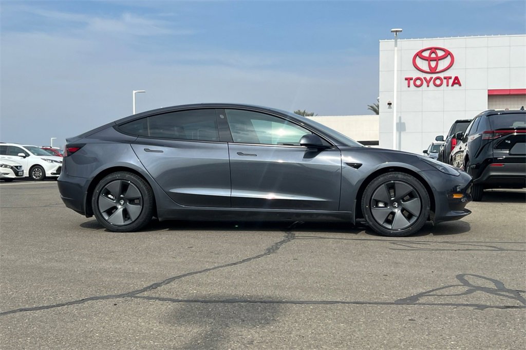 Used 2022 Tesla Model 3 Long Range image 3
