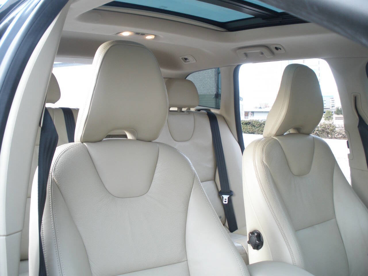 Used 2012 Volvo XC60 3.2 FWD image 33