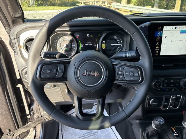 Used 2025 Jeep Wrangler Sport S w/ Convenience Group image 12