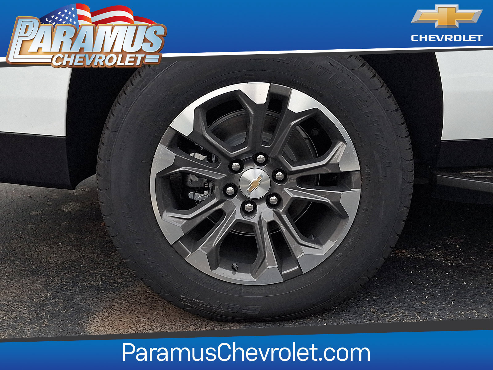 New 2026 Chevrolet Suburban LT w/ Comfort Package AWD/4WD image 5
