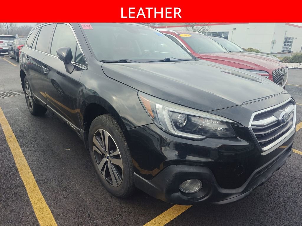 Used 2018 Subaru Outback 2.5i Limited image 3