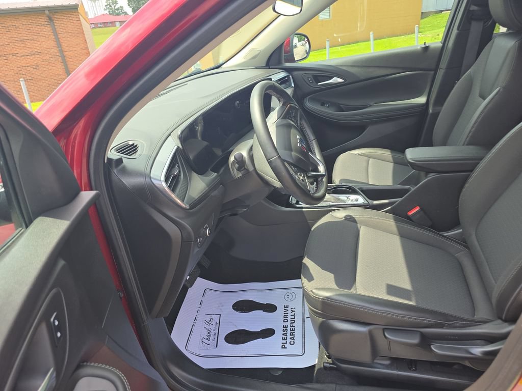 Used 2024 Buick Encore GX Preferred FWD image 23
