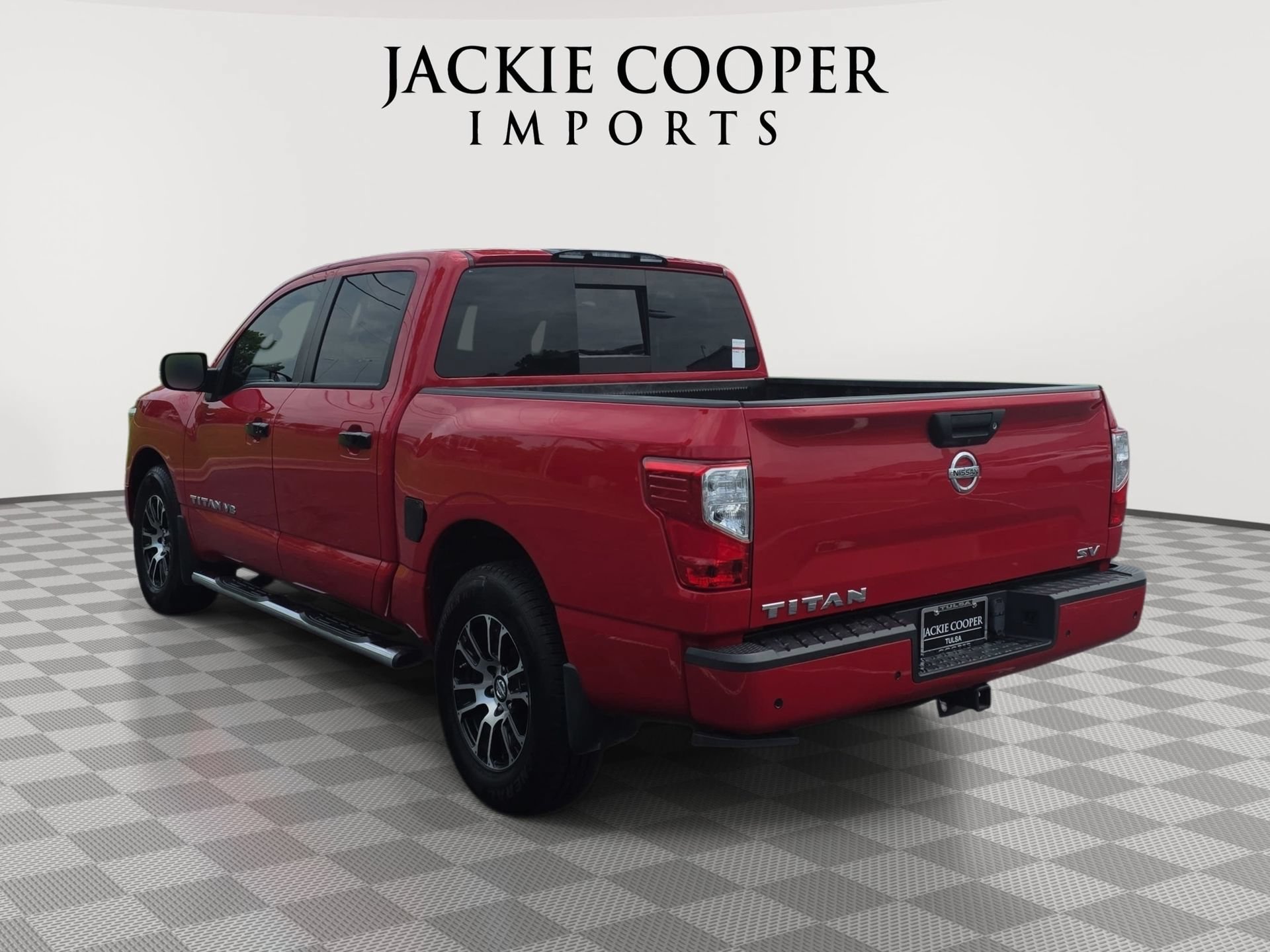 Used 2020 Nissan Titan SV w/ SV Convenience Package RWD image 7