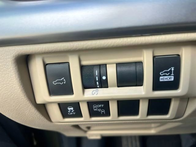 Used 2018 Subaru Outback 2.5i Limited w/ Popular Package #2 AWD/4WD image 25