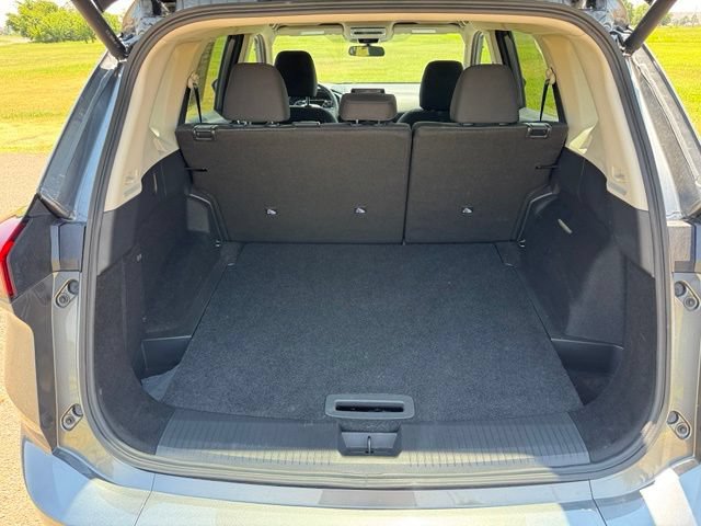 Used 2026 Nissan Rogue SV AWD/4WD image 7