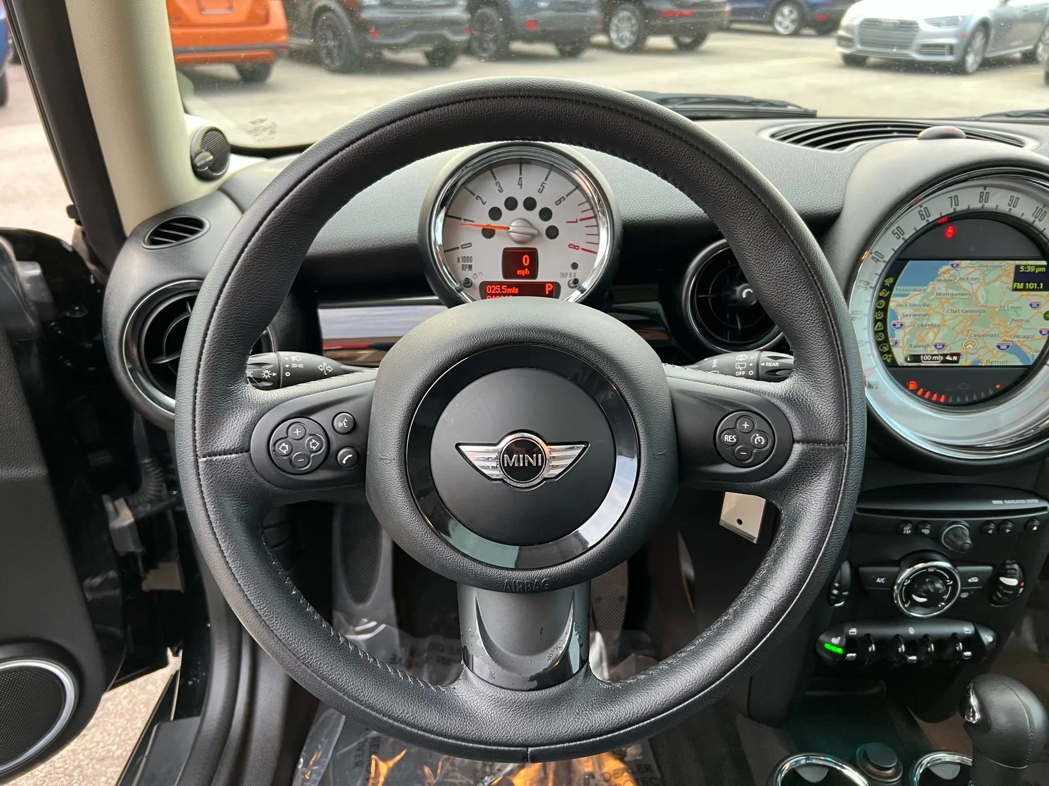 Used 2012 MINI Cooper Hardtop image 11