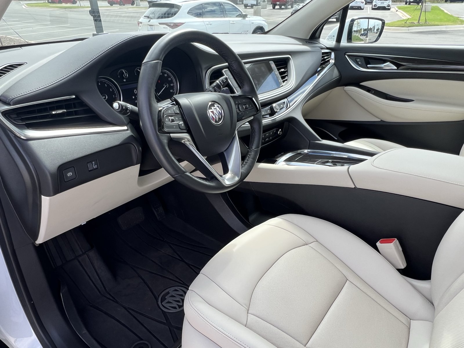 Used 2023 Buick Enclave Essence w/ Experience Buick Package FWD image 16