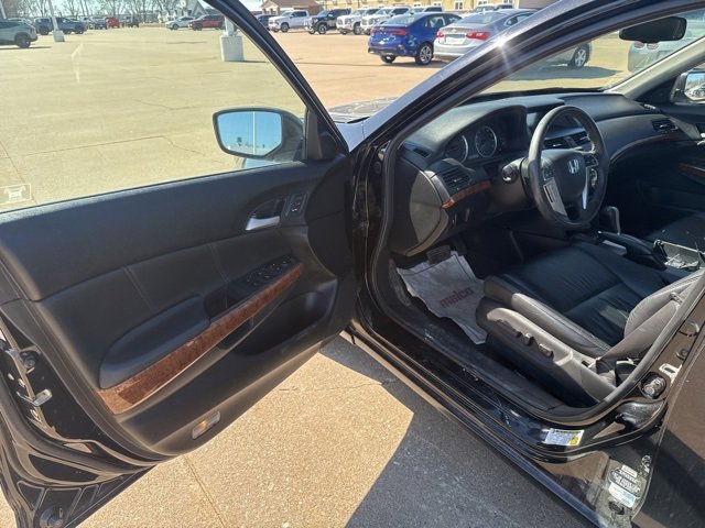 Used 2012 Honda Accord EX-L image 9