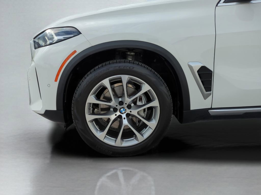 Used 2024 BMW X5 sDrive40i w/ Parking Assistance Package RWD image 27