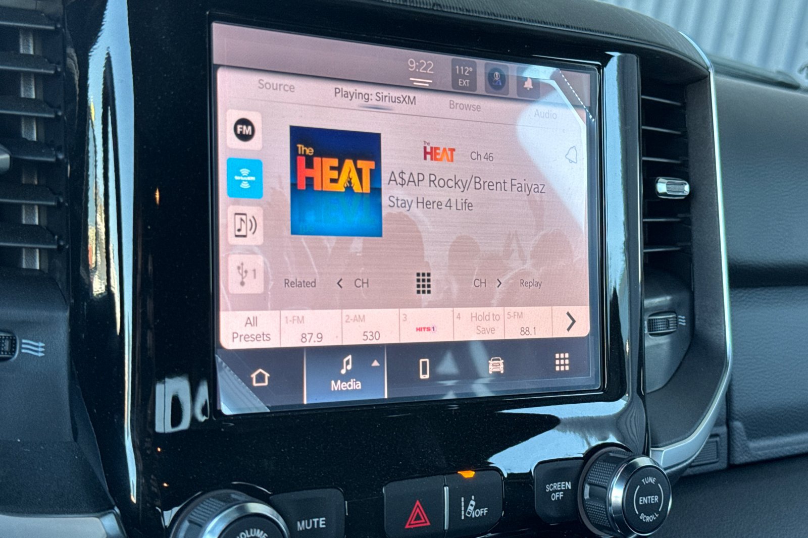 New 2027 RAM 1500 4x4 Crew Cab image 16