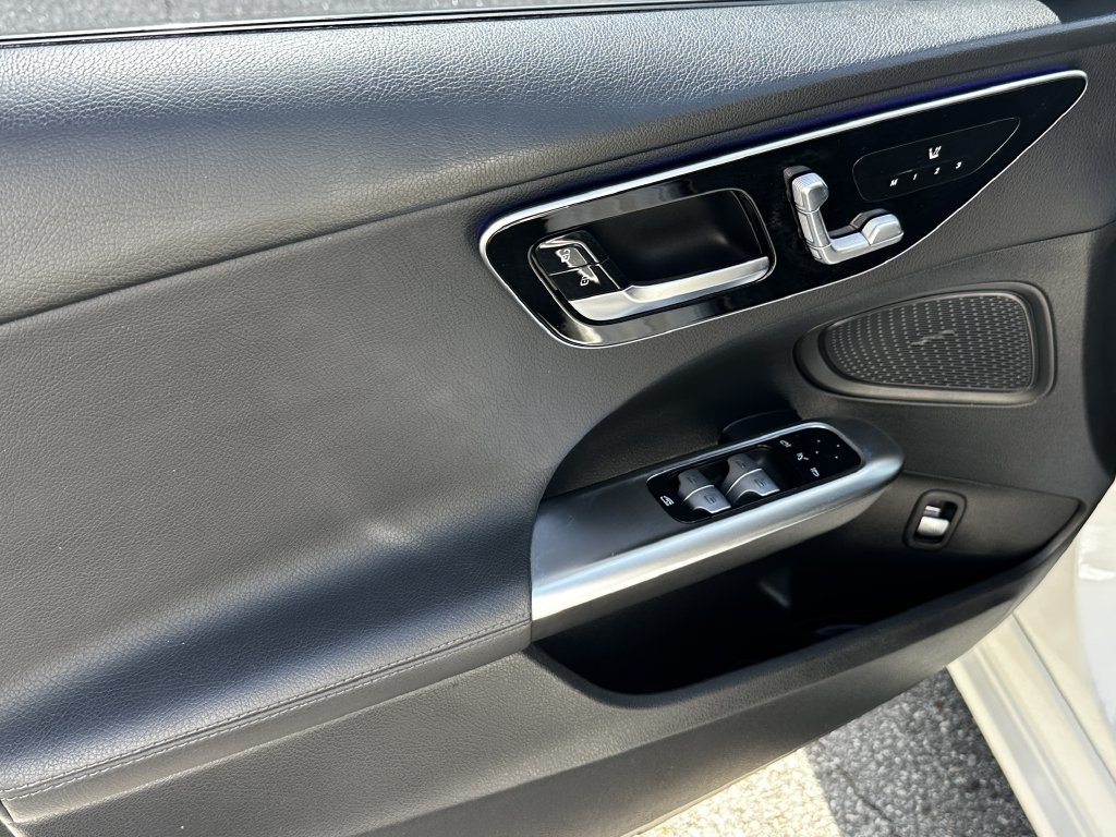 Certified 2023 Mercedes-Benz C 300 Sedan image 11
