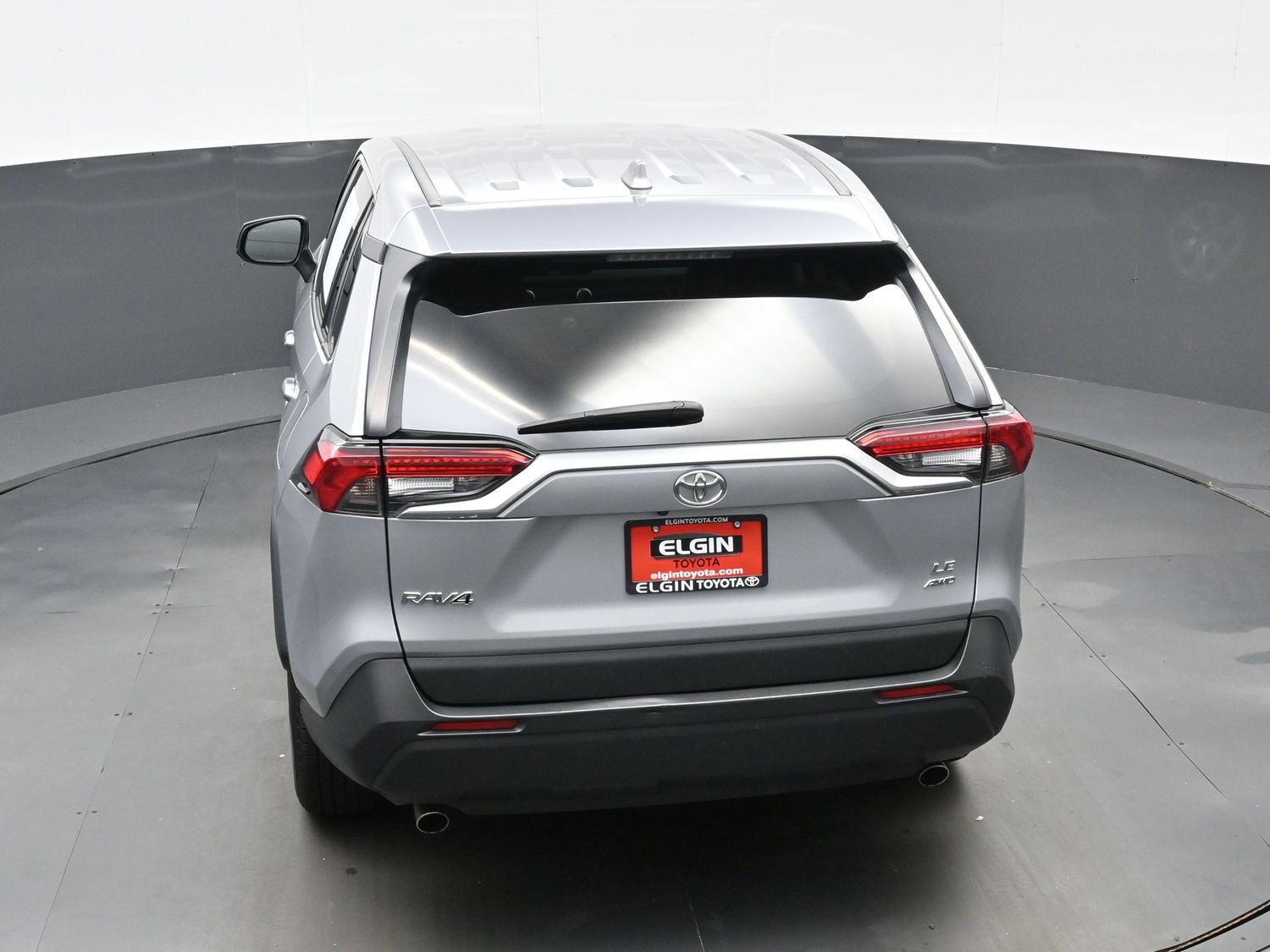 Used 2024 Toyota RAV4 LE AWD/4WD image 37