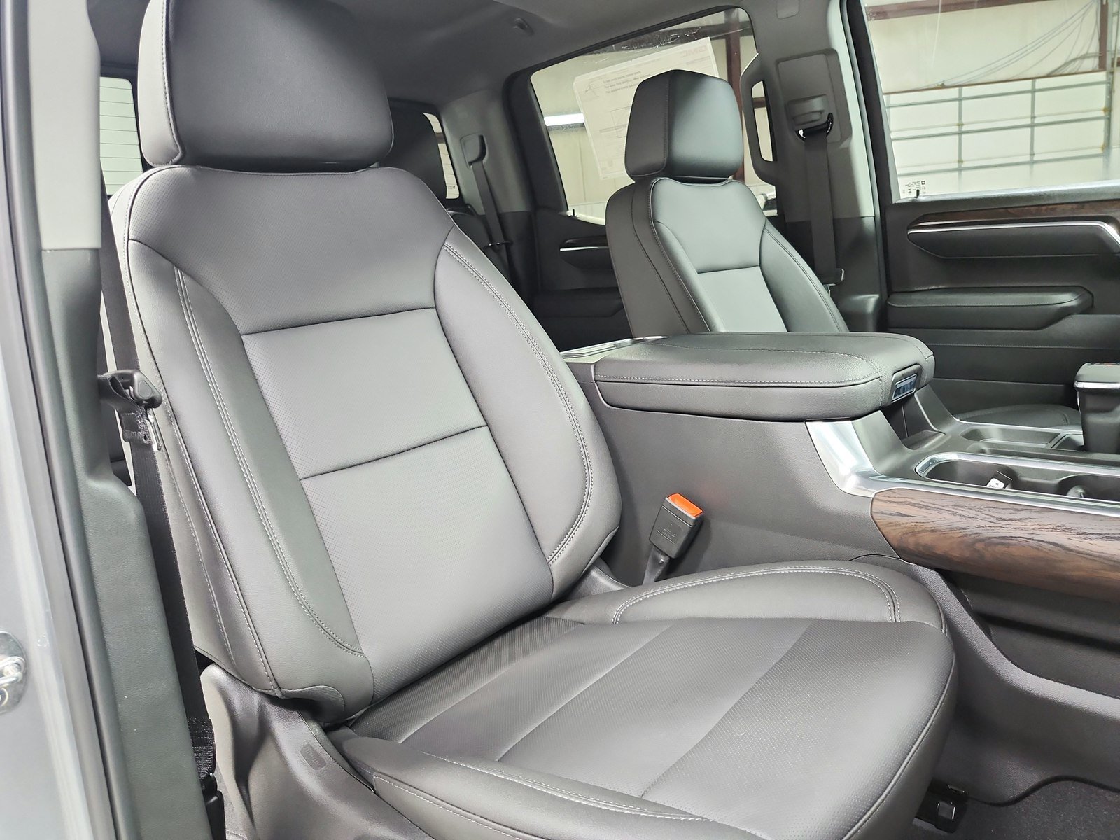 New 2026 GMC Sierra 1500 SLT w/ SLT Convenience Package AWD/4WD image 46
