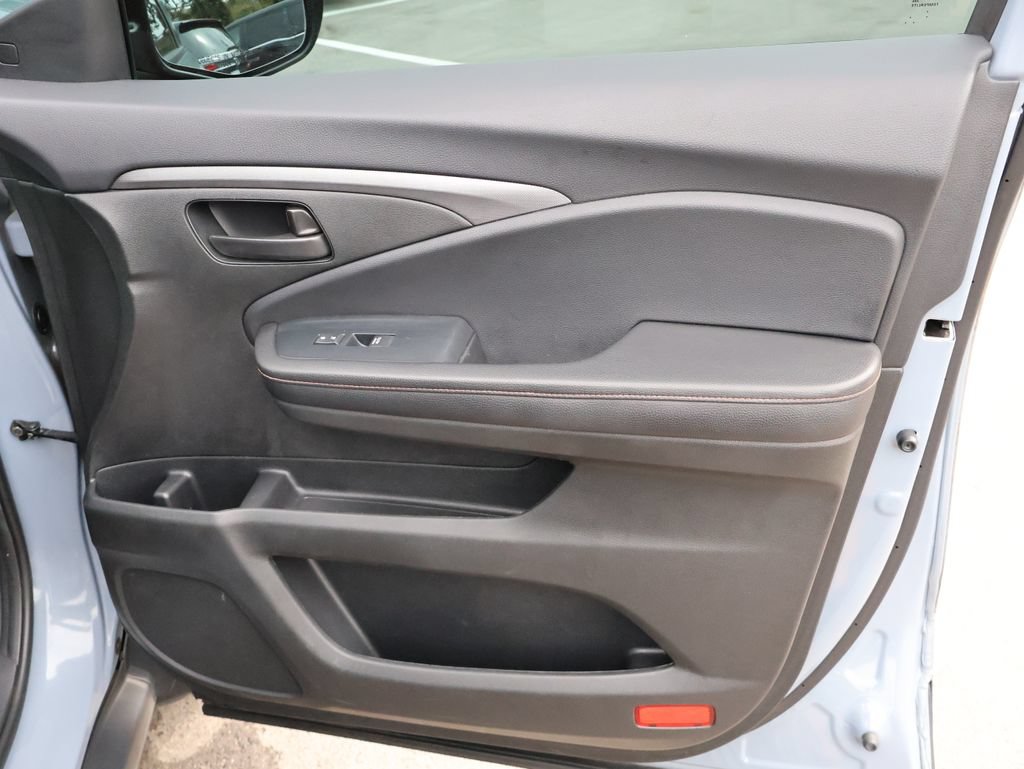 Certified 2023 Honda Passport TrailSport image 12
