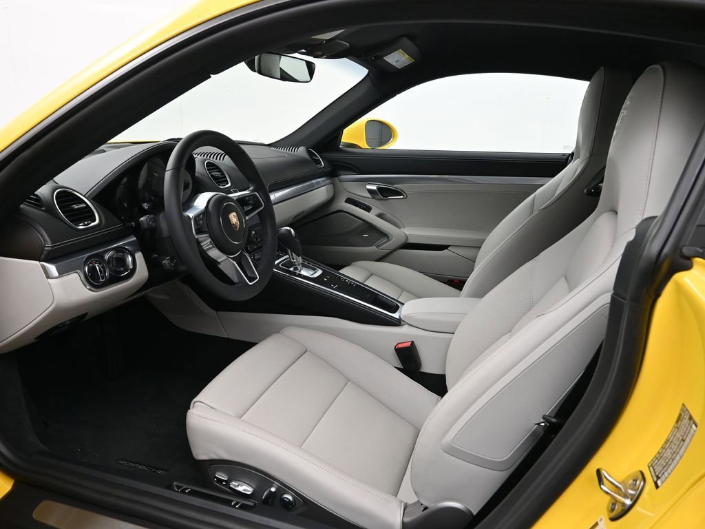 Certified 2025 Porsche 718 Cayman Style Edition image 4